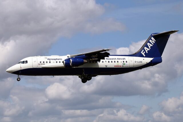 FAAM 146-300 G-LUXE