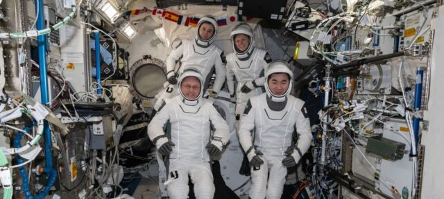 NASA Crew-11